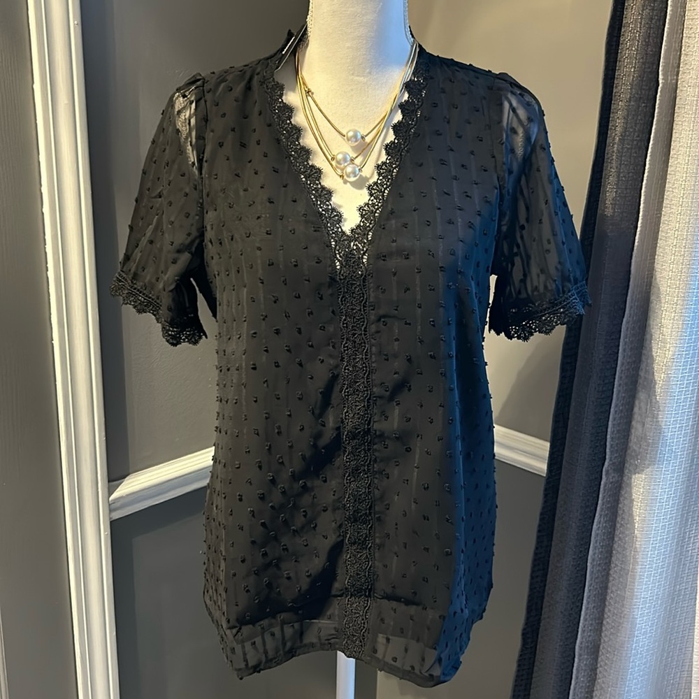 New with tag black top